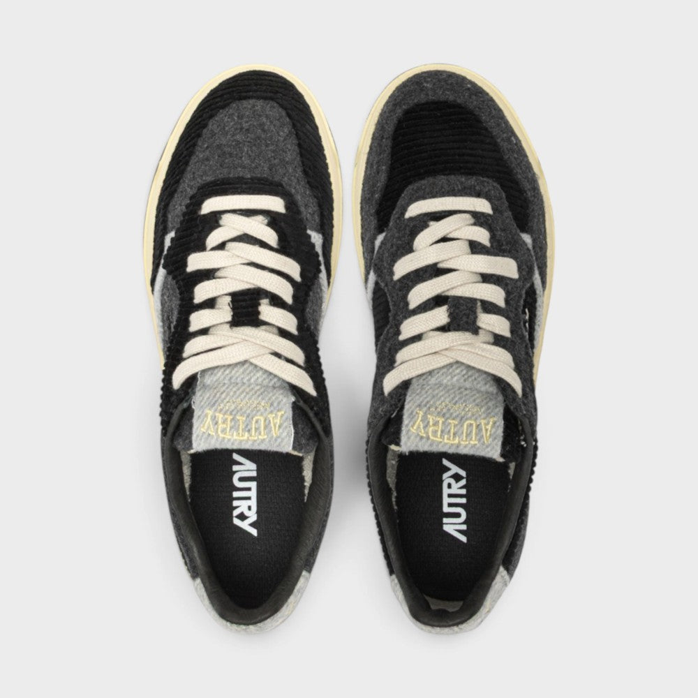 Autry Medalist Low Black Panth Aulm-v102