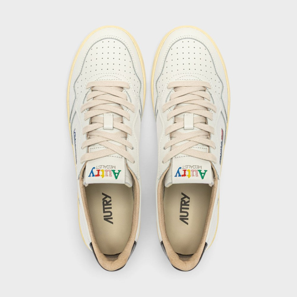 Autry Medalist Low White Black Aulm-bg02