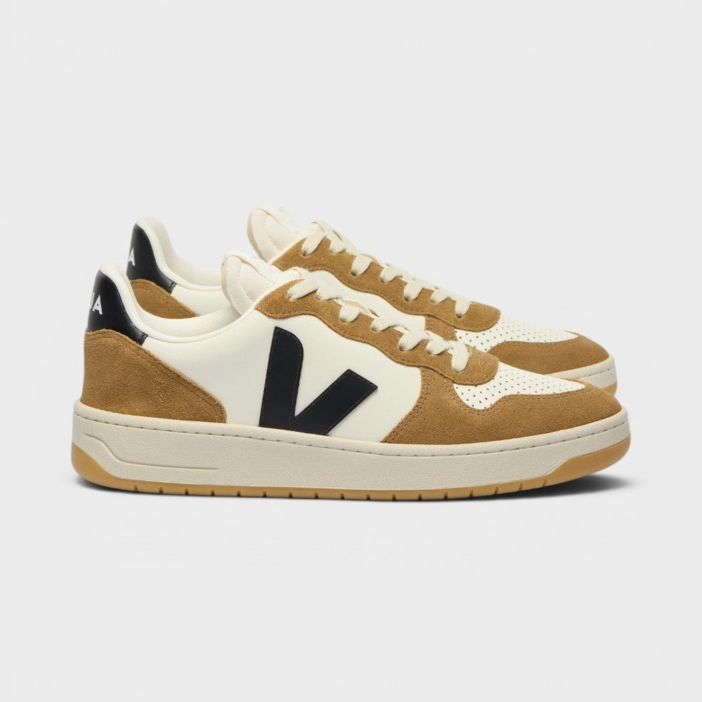 Veja V-10 Leather Pure Black Tent Vi0221444