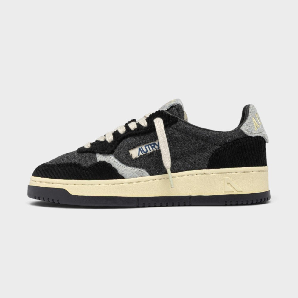Autry Medalist Low Black Panth Aulm-v102