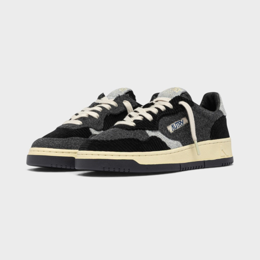 Autry Medalist Low Black Panth Aulm-v102