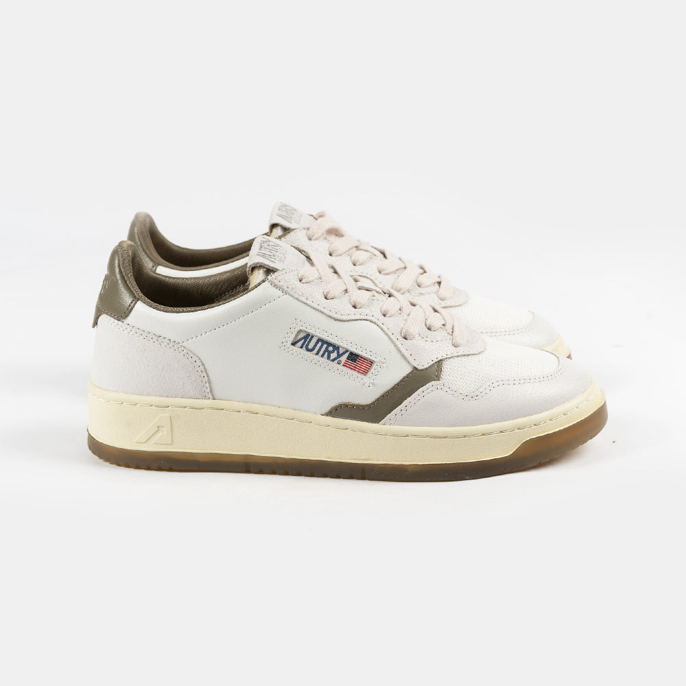 Autry Medalist Low Virgin/Crack Wht/Cvrt Aulm-vk04