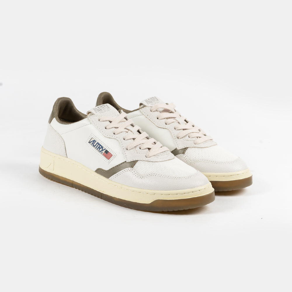 Autry Medalist Low Virgin/Crack Wht/Cvrt Aulm-vk04