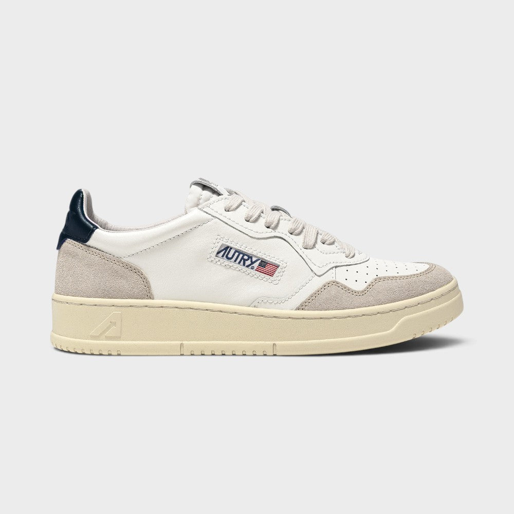 Autry Medalist Low White Blue Aulm-ls28