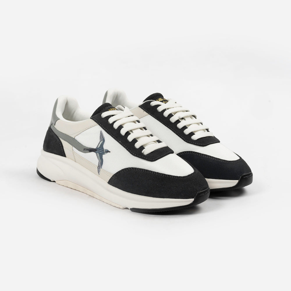Axel Arigato Genesis Neo Bird Runner White/Black F3034001