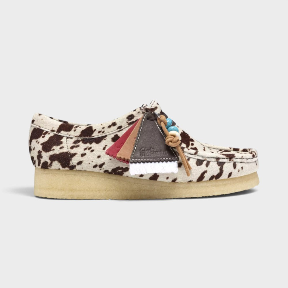 Clarks Wallabee Brow Cow Print 26328442