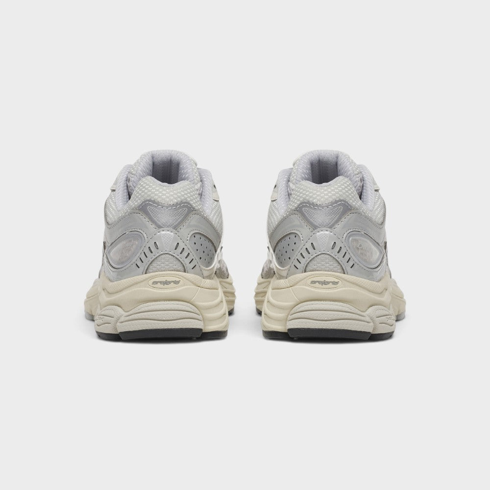 Saucony Progrid Omni 9 Quartz Eggshell S101245-1140